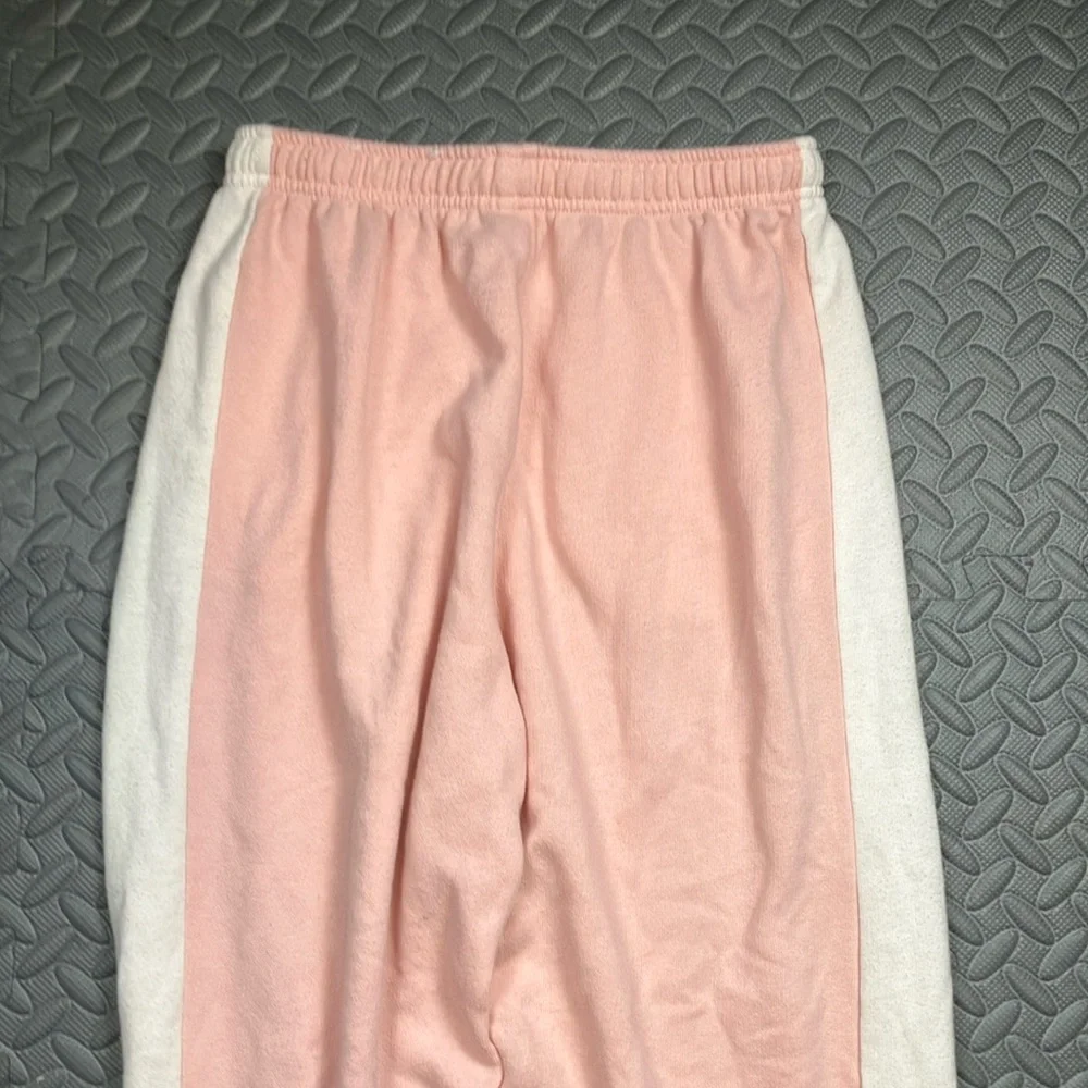 SO The Lounge Life Jogger Juniors Pink and‎ White With Side Stripes Size XS